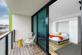 Live the Seaside Lifestyle in Modern St Kilda Gem